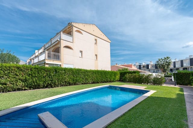 4 soveværelse Lejlighed til salg i Port de Pollença, Pollensa / Pollença med swimmingpool - € 845.000 (Ref: 9966290)