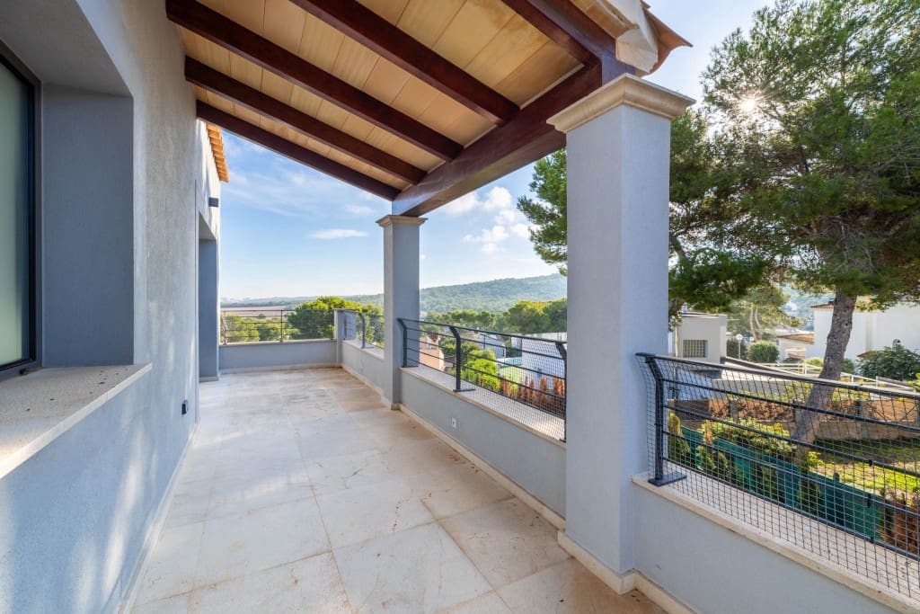 3 sypialnia Willa na sprzedaż w El Toro / Port Adriano z basenem - 1 750 000 € (Ref: 9972948)
