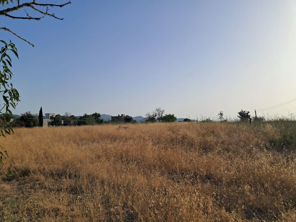 Grunde uden byggetilladelser til salg i Sant Antoni de Portmany - € 1.300.000 (Ref: 9981854)