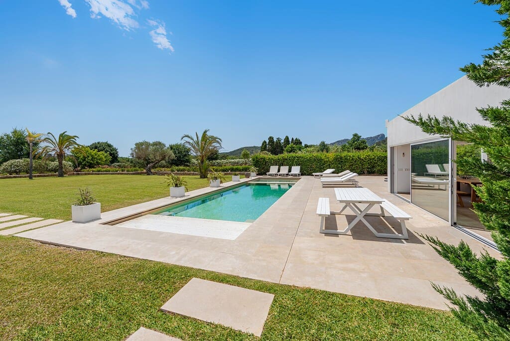 Finca/Casa Rural de 6 habitaciones en Pollensa / Pollença en venta con piscina - 4.950.000 € (Ref: 9981855)