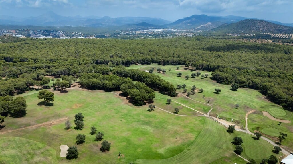 3 soverom Villa til salgs i Santa Ponsa med svømmebasseng garasje - € 2 300 000 (Ref: 9984497)