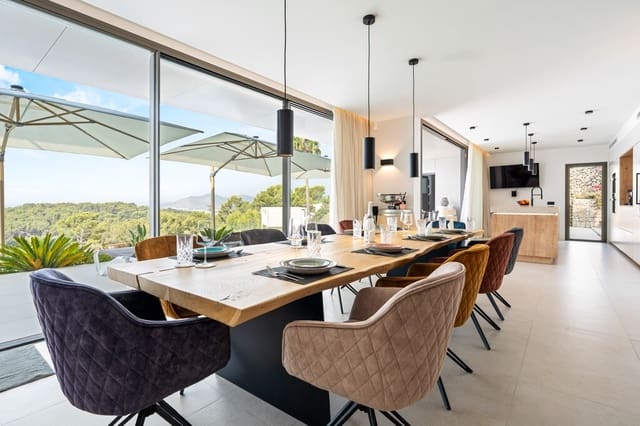 3 sypialnia Willa na sprzedaż w Mal Pas-Bon Aire, Alcúdia z basenem - 3 680 000 € (Ref: 9993888)