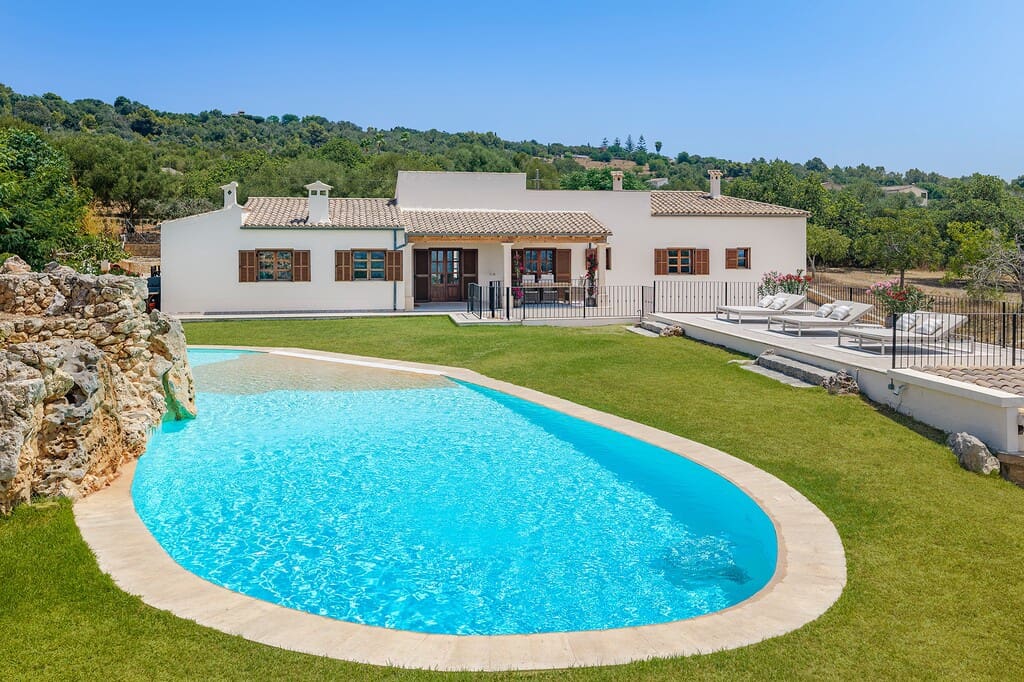 5 slaapkamer Finca/Landhuis te koop in Manacor met zwembad garage - € 1.998.000 (Ref: 9998159)