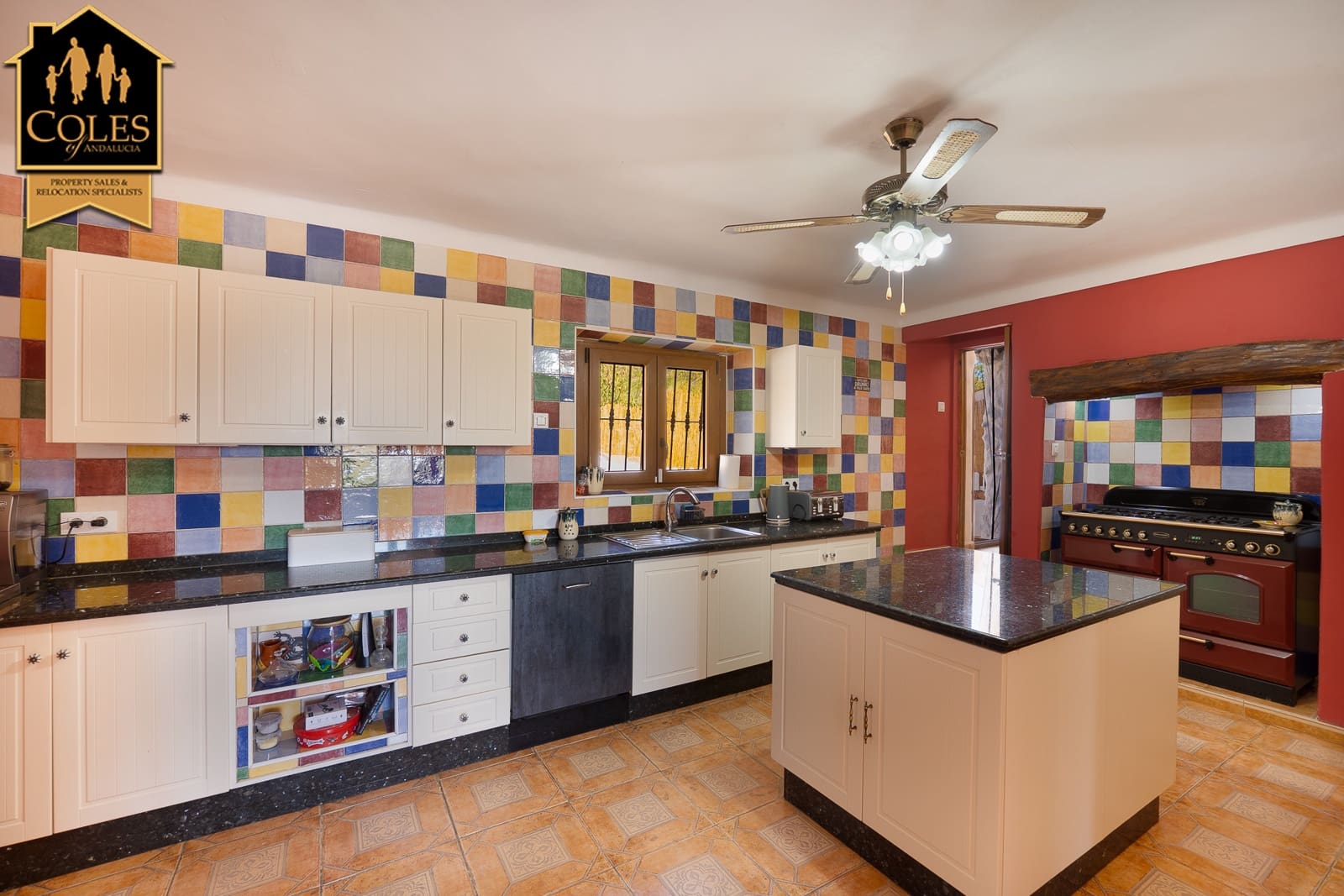 6 slaapkamer Finca/Landhuis te koop in Oria met zwembad garage - € 370.000 (Ref: 10021445)