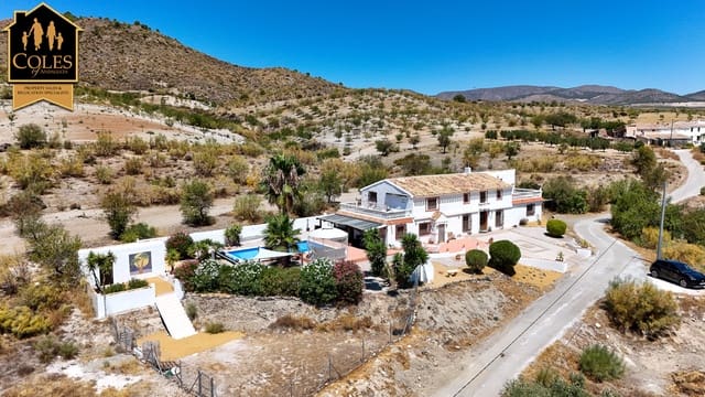 6 slaapkamer Finca/Landhuis te koop in Oria met zwembad garage - € 370.000 (Ref: 10021445)