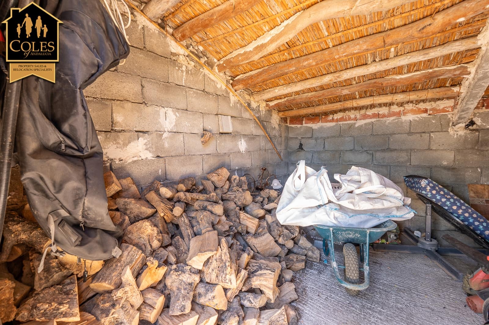 6 slaapkamer Finca/Landhuis te koop in Oria met zwembad garage - € 370.000 (Ref: 10021445)