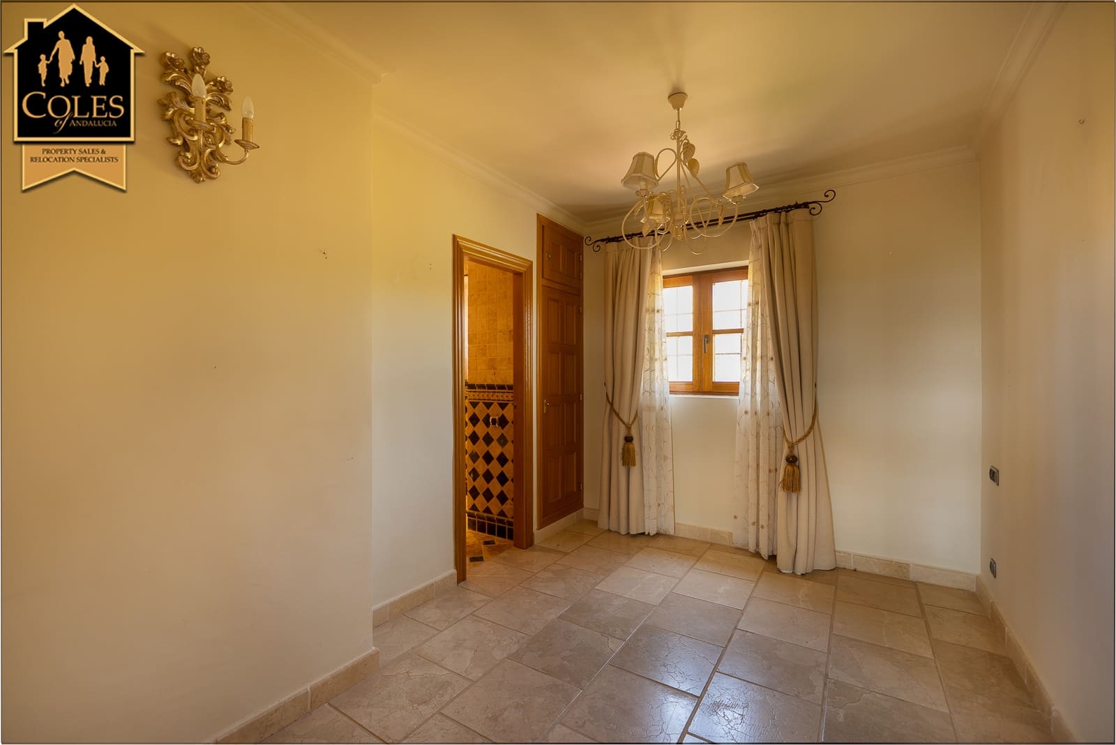 Chalet de 4 habitaciones en Desert Springs en venta con piscina garaje - 725.000 € (Ref: 10021446)