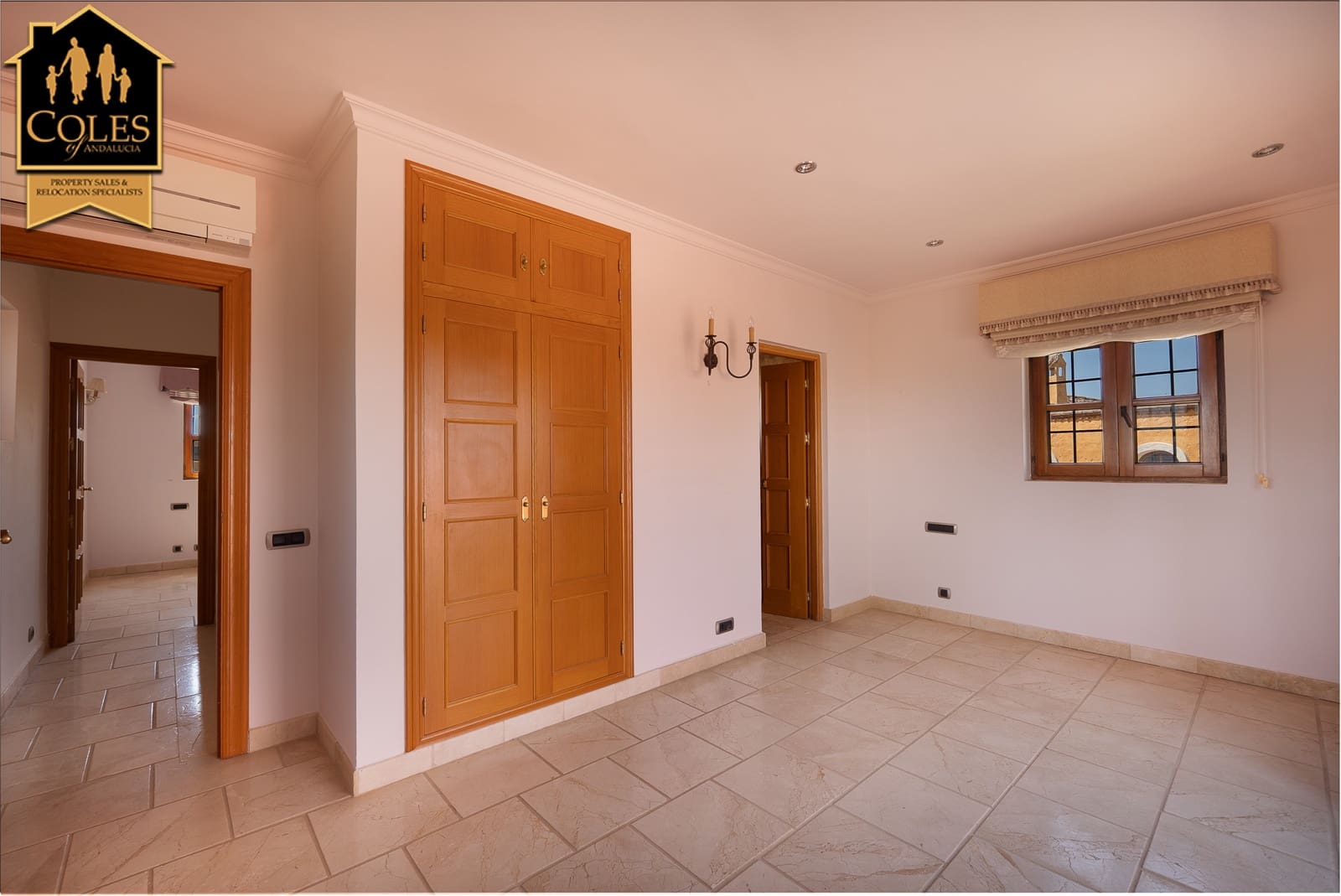 Chalet de 4 habitaciones en Desert Springs en venta con piscina garaje - 725.000 € (Ref: 10021446)