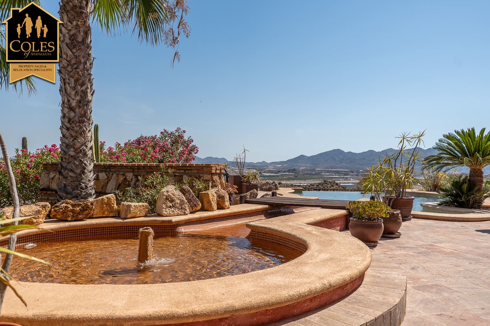 Chalet de 4 habitaciones en Desert Springs en venta con piscina garaje - 725.000 € (Ref: 10021446)