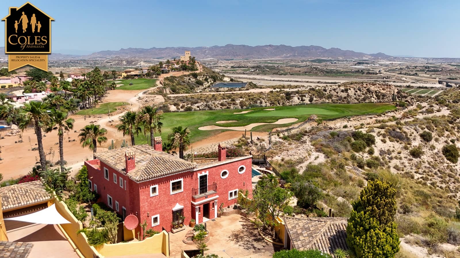 Chalet de 4 habitaciones en Desert Springs en venta con piscina garaje - 725.000 € (Ref: 10021446)