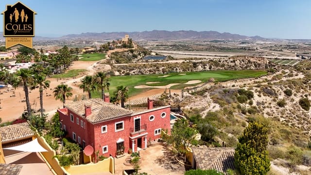 Chalet de 4 habitaciones en Desert Springs, Cuevas del Almanzora en venta con piscina garaje - 725.000 € (Ref: 10021446)