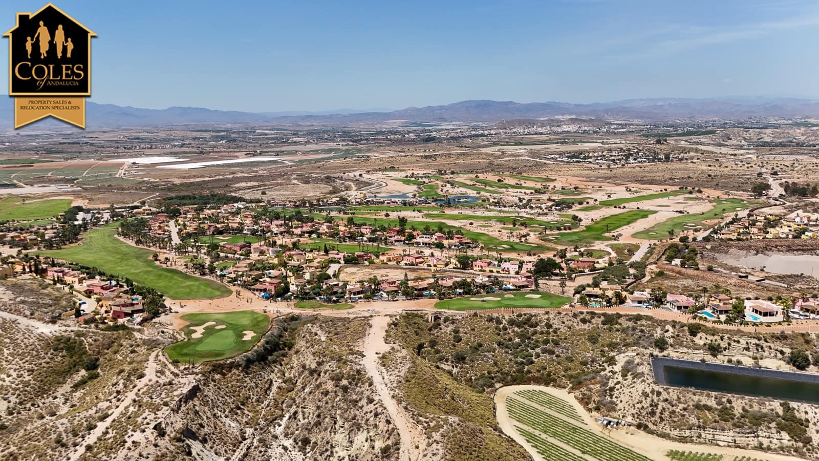 Chalet de 4 habitaciones en Desert Springs en venta con piscina garaje - 725.000 € (Ref: 10021446)