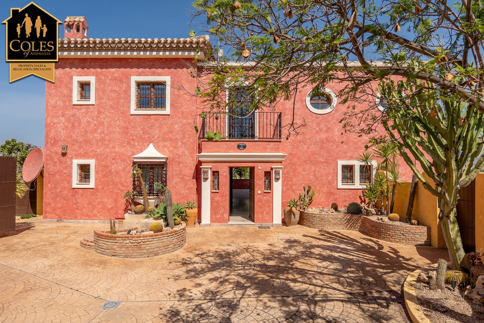 Chalet de 4 habitaciones en Desert Springs en venta con piscina garaje - 725.000 € (Ref: 10021446)