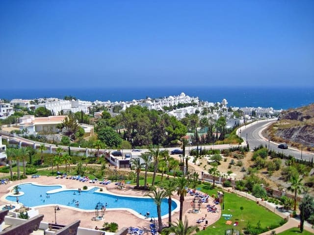 2 bedroom Beach Apartment for sale in Mojácar with pool garage - € 269,950 (Ref: 10023002)