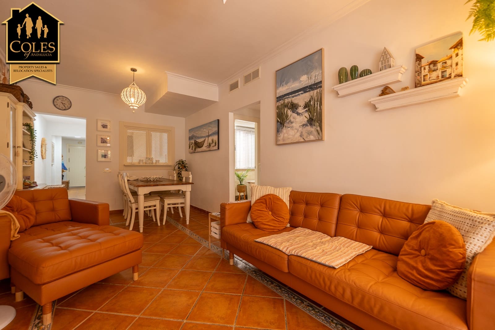 2 bedroom Beach Apartment for sale in Mojacar with pool garage - € 269,950 (Ref: 10023002)