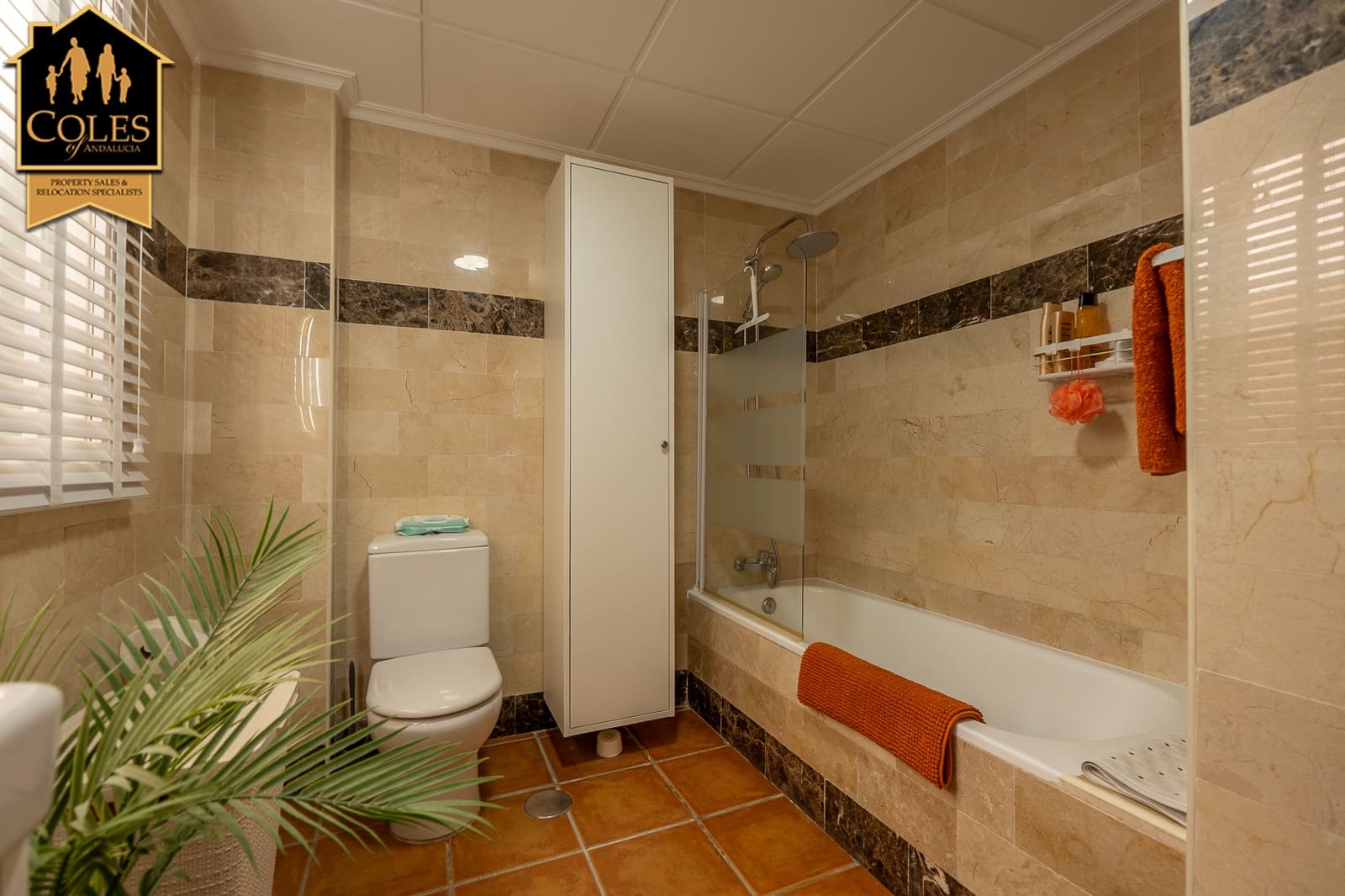 2 bedroom Beach Apartment for sale in Mojacar with pool garage - € 269,950 (Ref: 10023002)