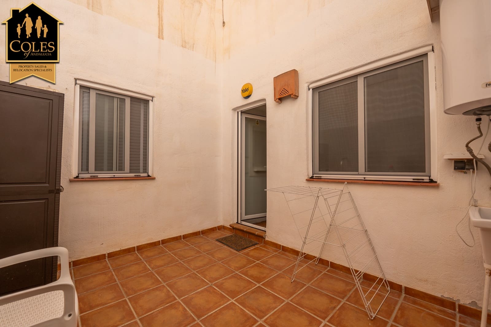 2 bedroom Beach Apartment for sale in Mojacar with pool garage - € 269,950 (Ref: 10023002)