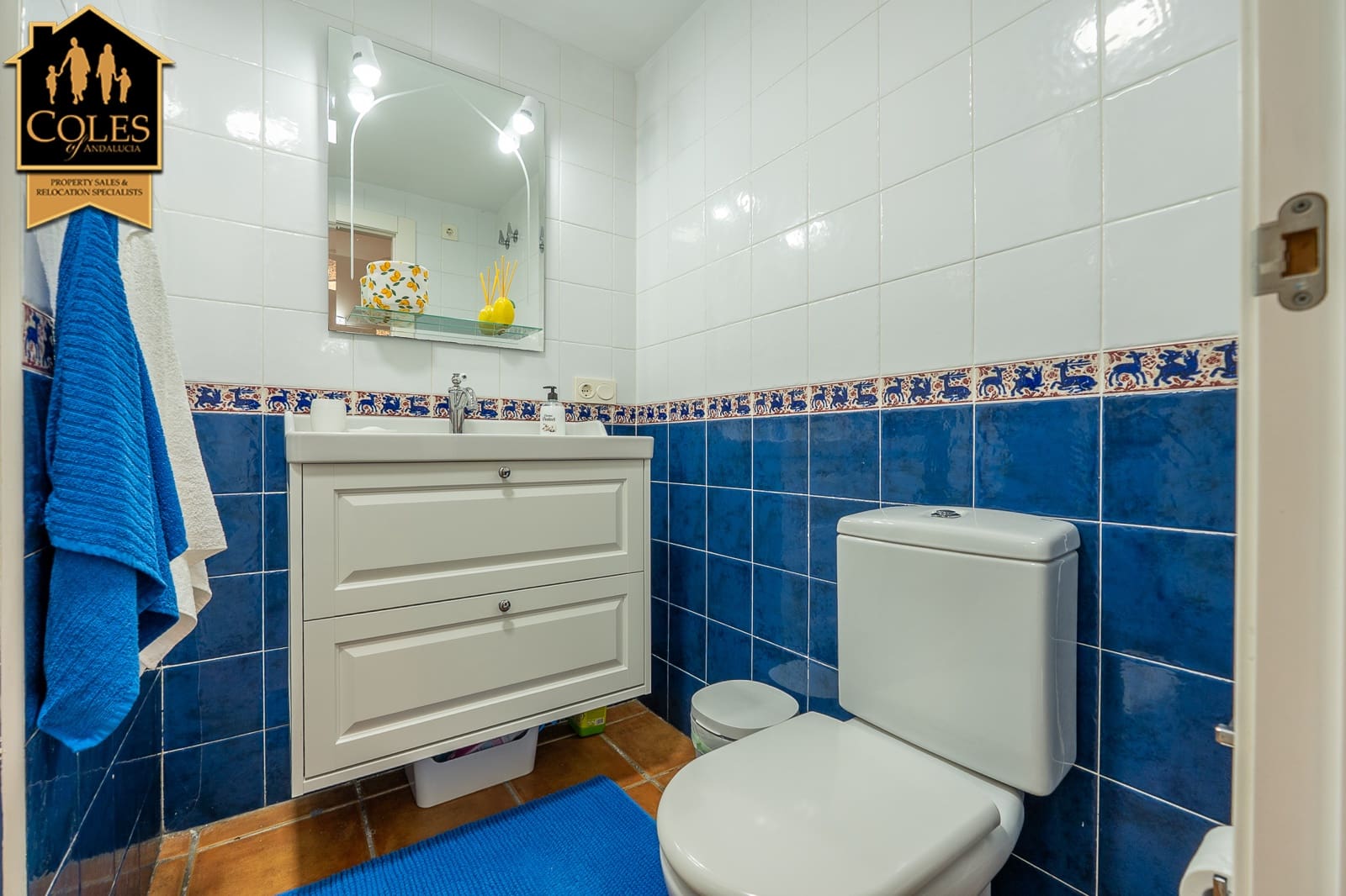 2 bedroom Beach Apartment for sale in Mojacar with pool garage - € 269,950 (Ref: 10023002)