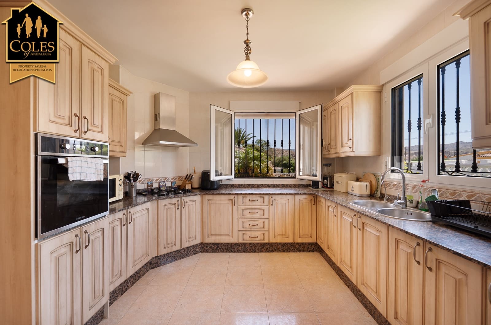 3 chambre Villa/Maison à vendre à Arboleas avec piscine garage - 310 000 € (Ref: 10023076)