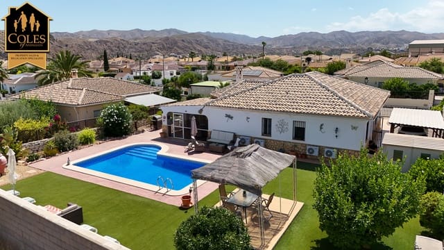 3 chambre Villa/Maison à vendre à Arboleas avec piscine garage - 310 000 € (Ref: 10023076)