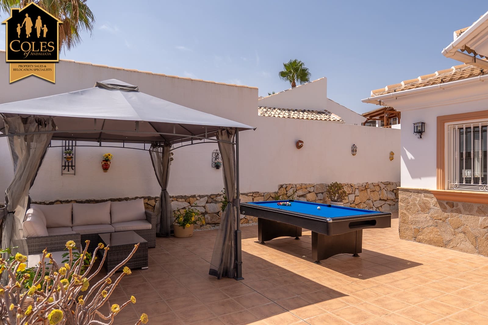 Chalet de 3 habitaciones en Arboleas en venta con piscina garaje - 325.000 € (Ref: 10023164)