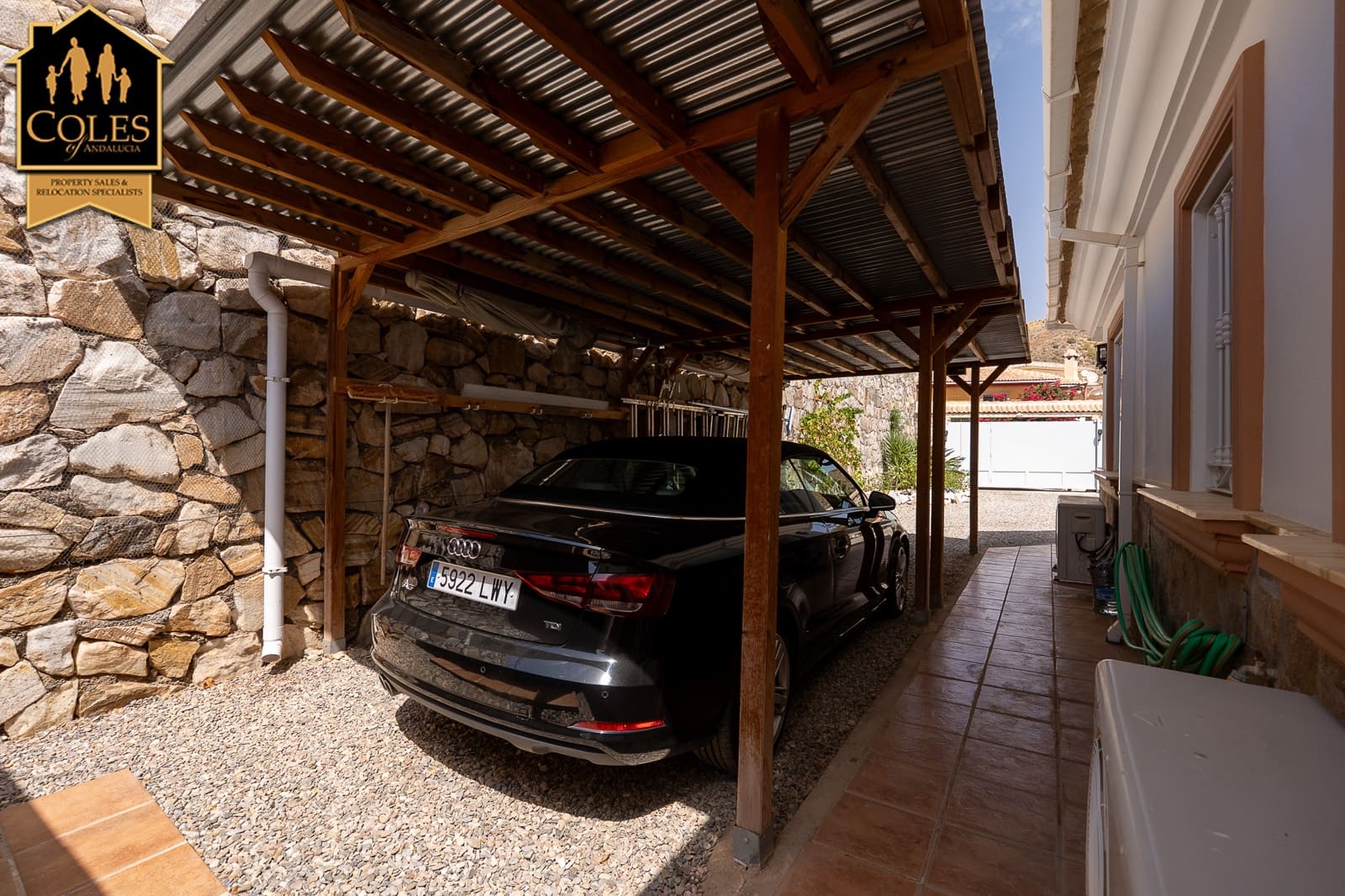 Chalet de 3 habitaciones en Arboleas en venta con piscina garaje - 325.000 € (Ref: 10023164)