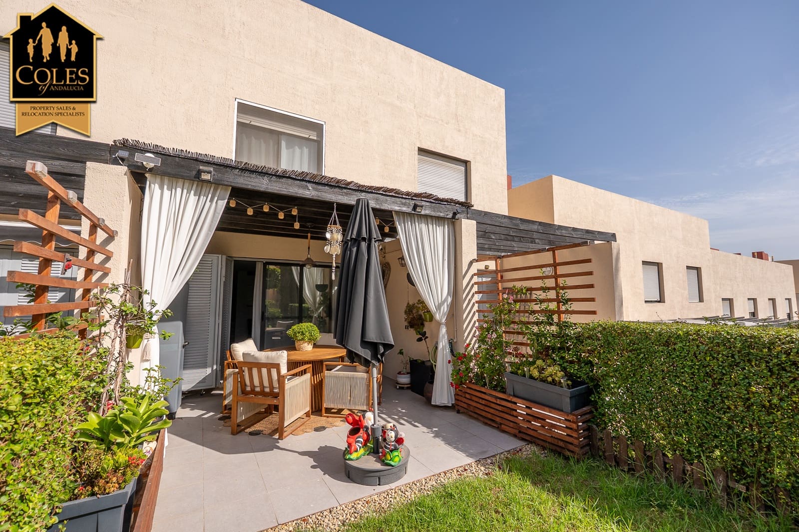 2 soveværelse Byhus til salg i Valle del Este med swimmingpool garage - € 275.000 (Ref: 10052151)
