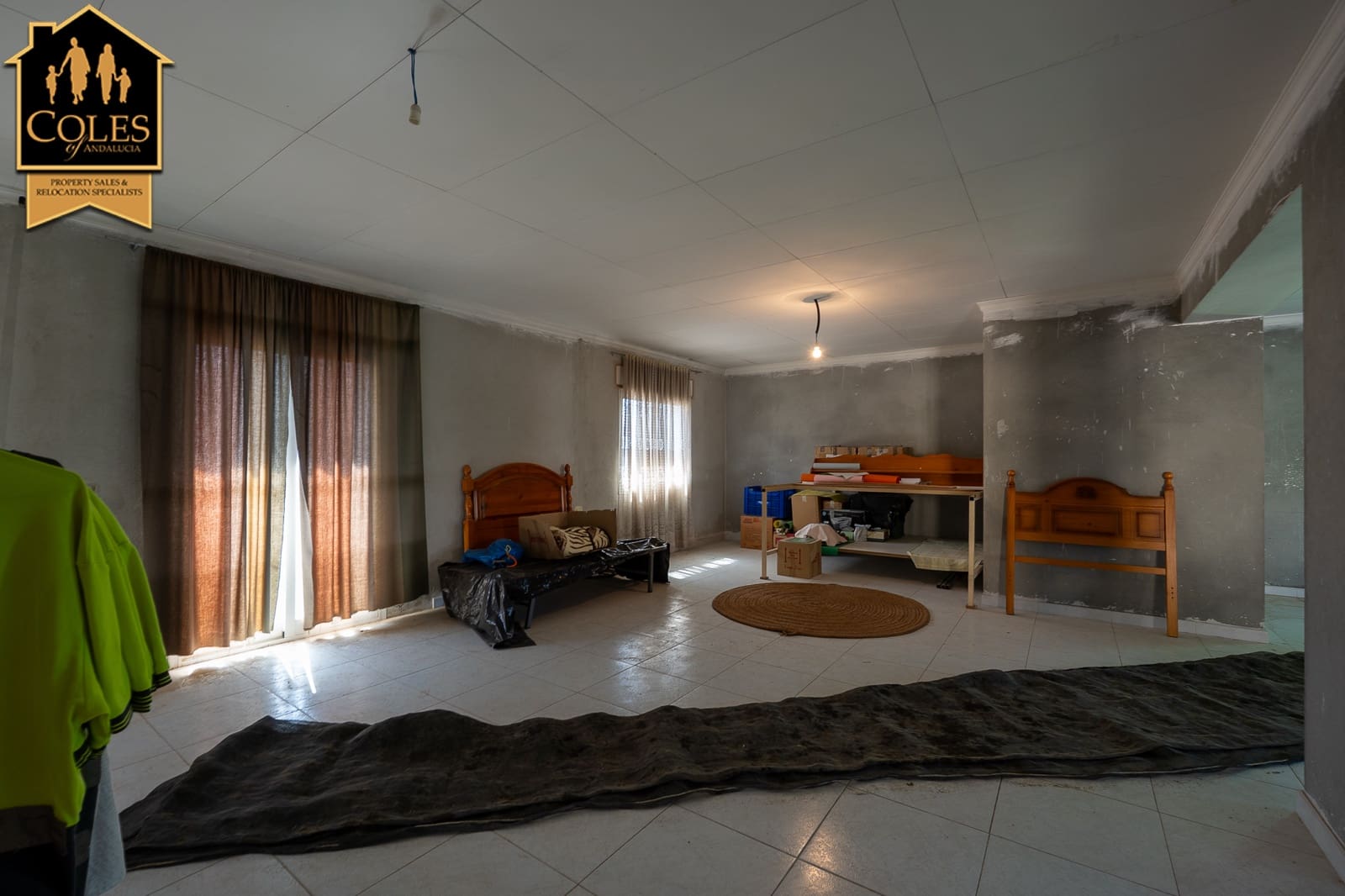 7 soverom Villa til salgs i Oria med garasje - € 499 000 (Ref: 10052156)