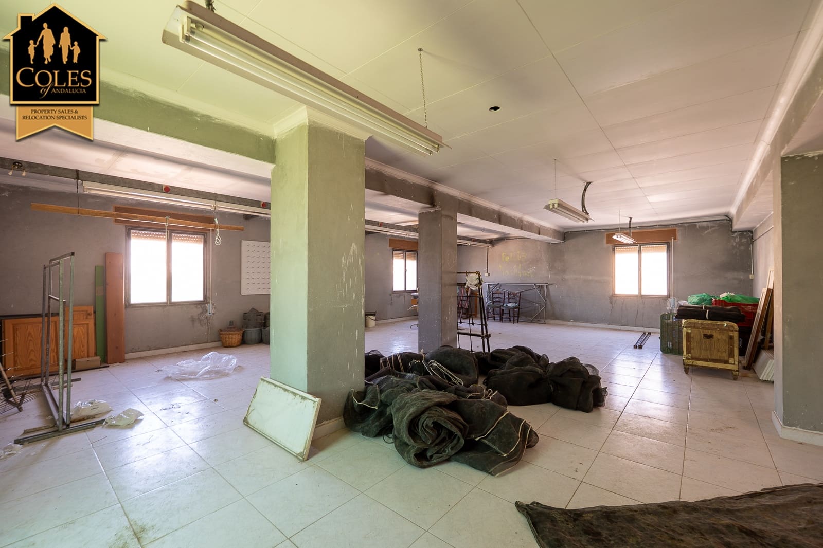 7 soverom Villa til salgs i Oria med garasje - € 499 000 (Ref: 10052156)