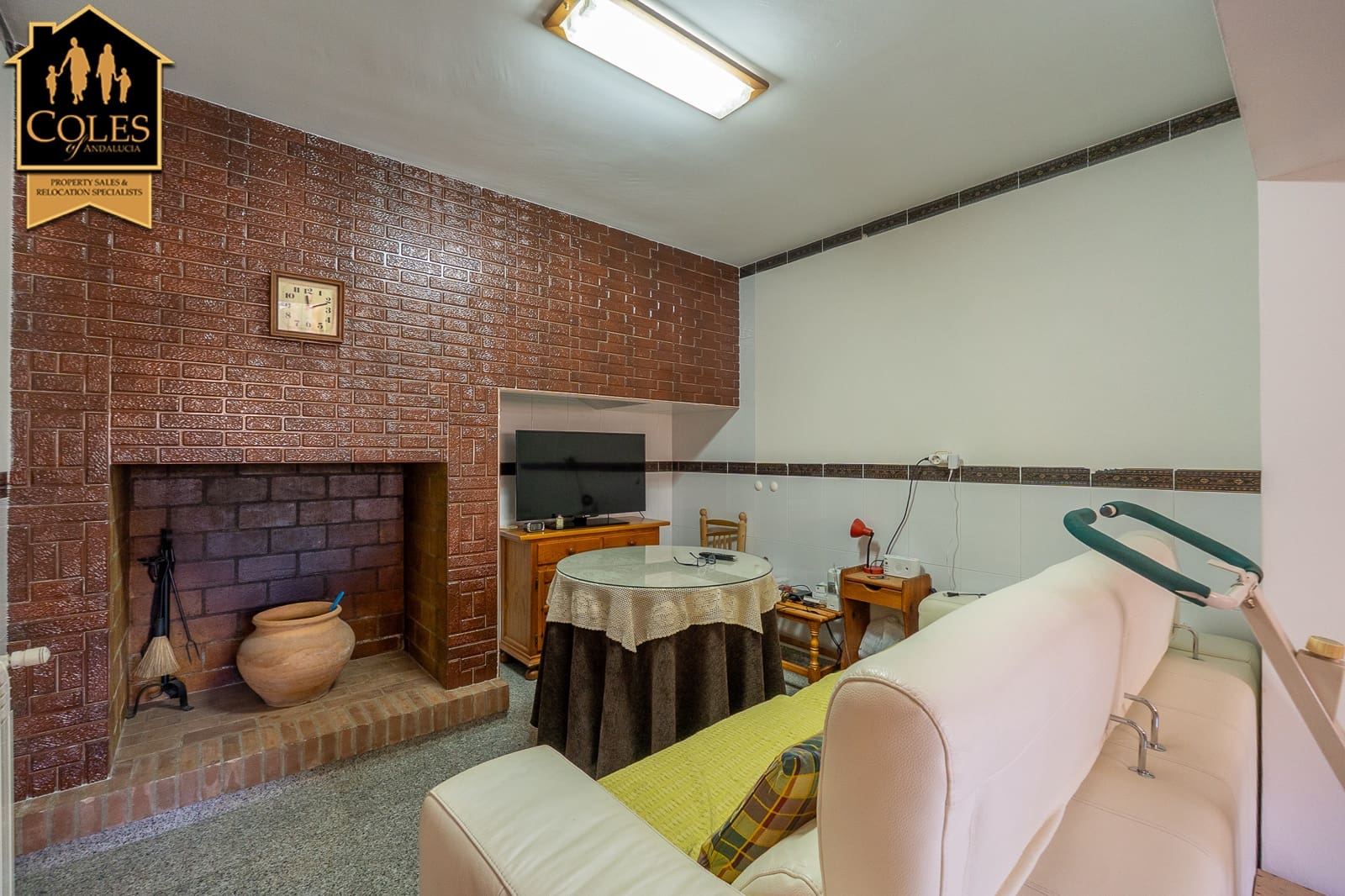 7 soverom Villa til salgs i Oria med garasje - € 499 000 (Ref: 10052156)