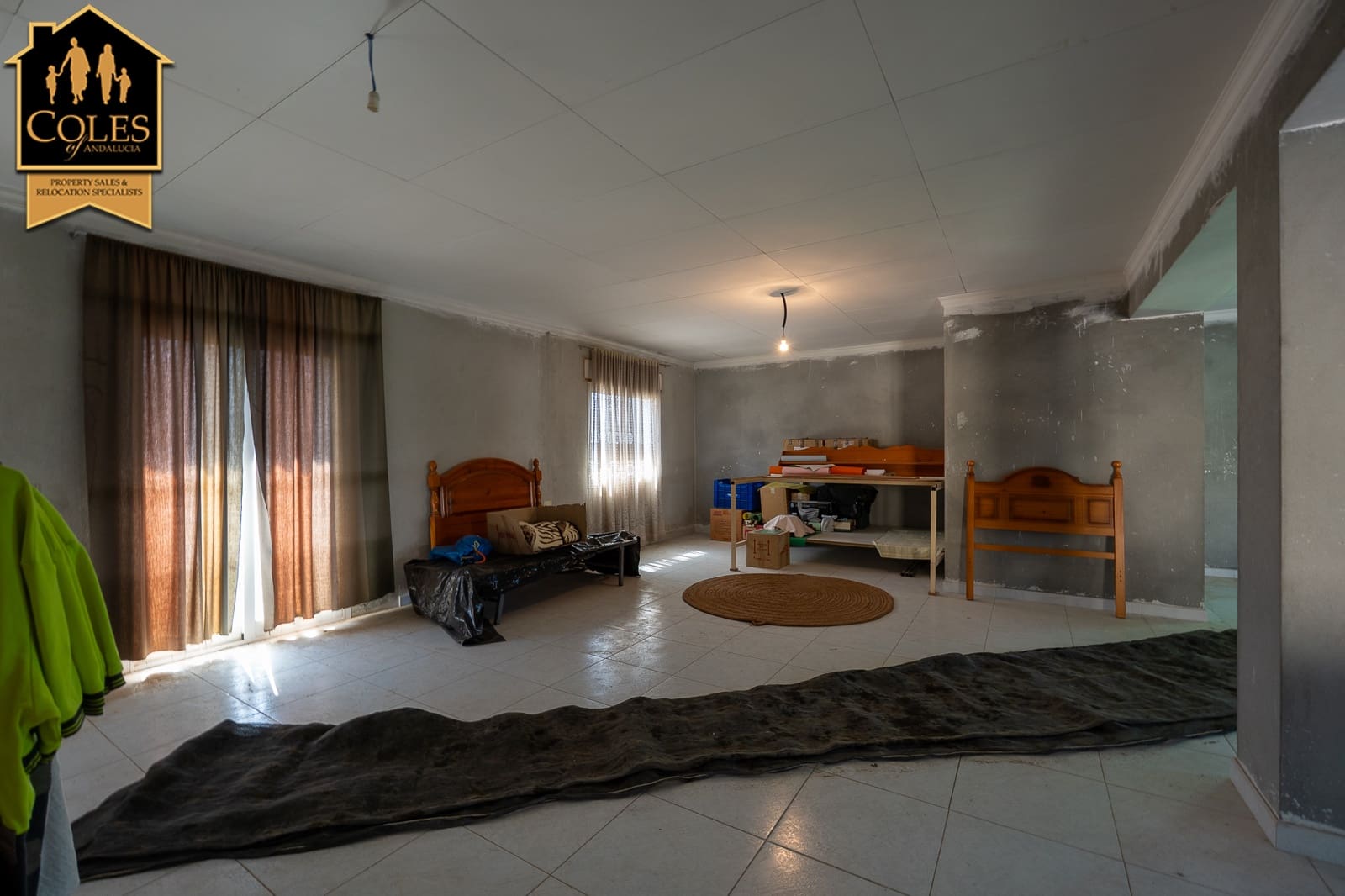 7 soverom Villa til salgs i Oria med garasje - € 499 000 (Ref: 10052156)