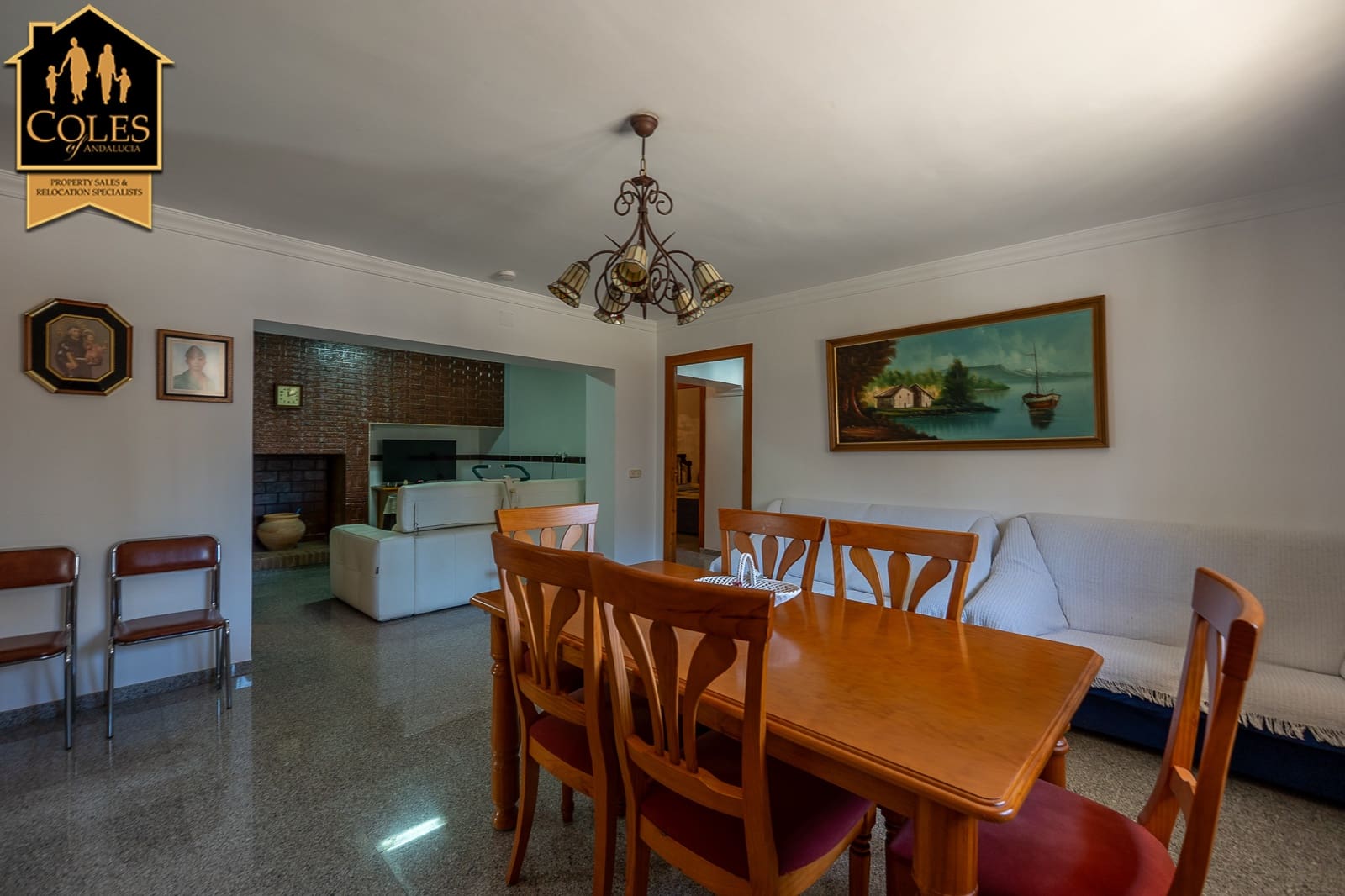 7 soverom Villa til salgs i Oria med garasje - € 499 000 (Ref: 10052156)