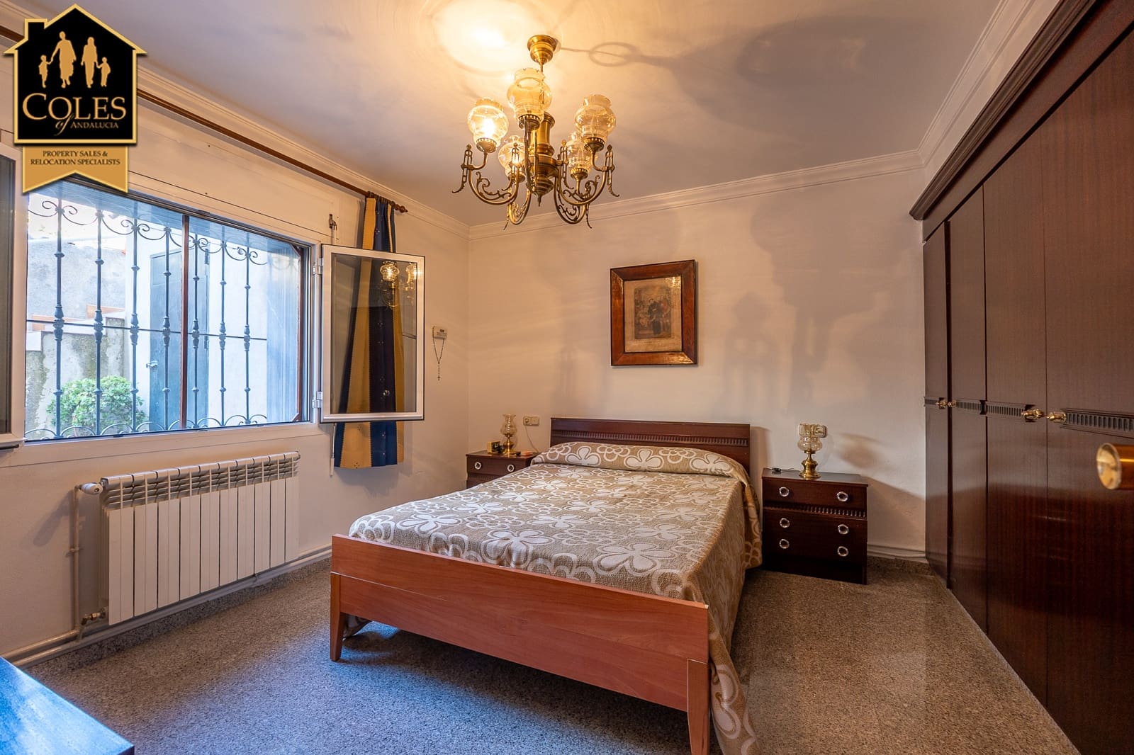 7 soverom Villa til salgs i Oria med garasje - € 499 000 (Ref: 10052156)