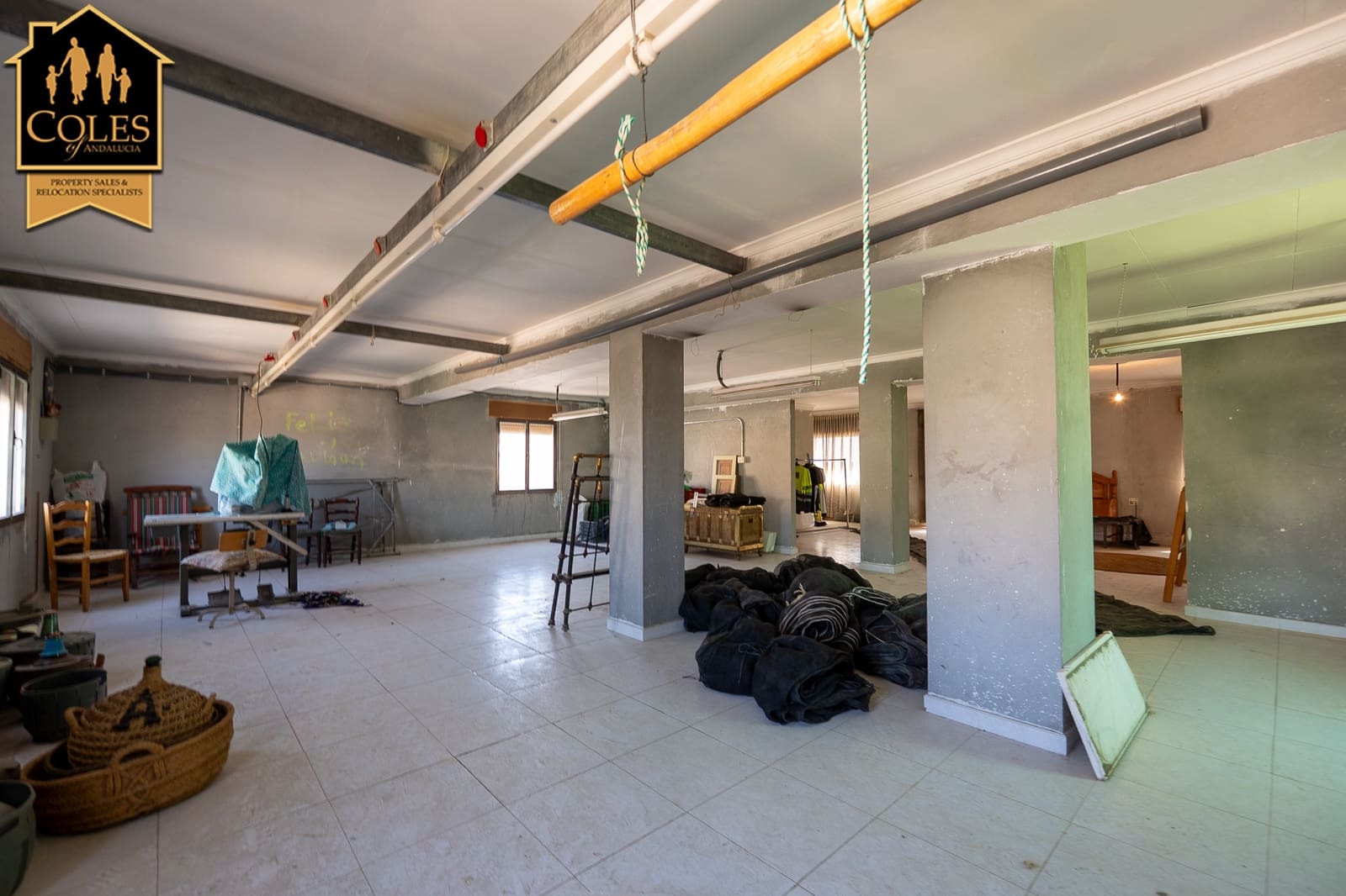 7 soverom Villa til salgs i Oria med garasje - € 499 000 (Ref: 10052156)