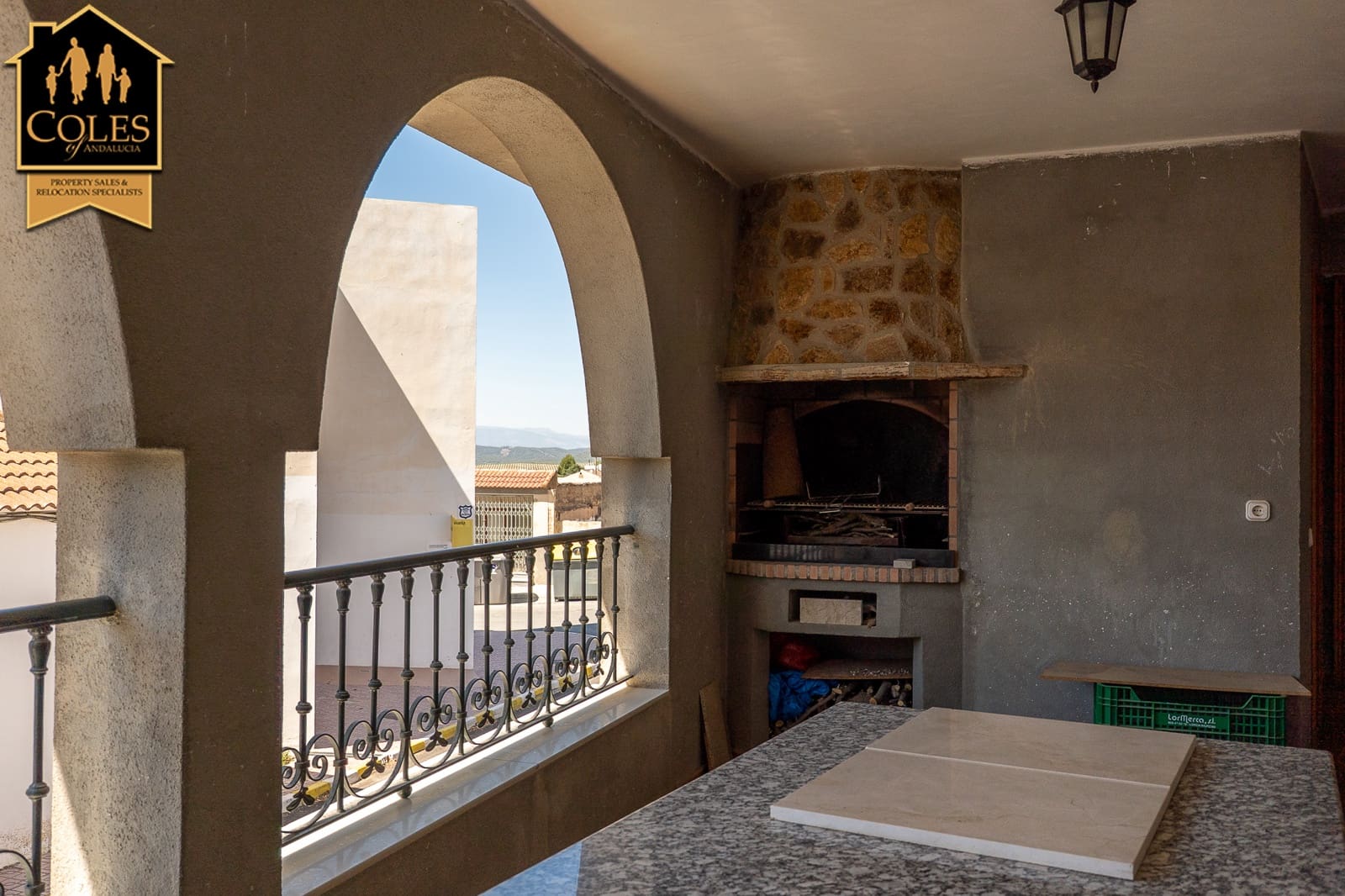 7 soverom Villa til salgs i Oria med garasje - € 499 000 (Ref: 10052156)
