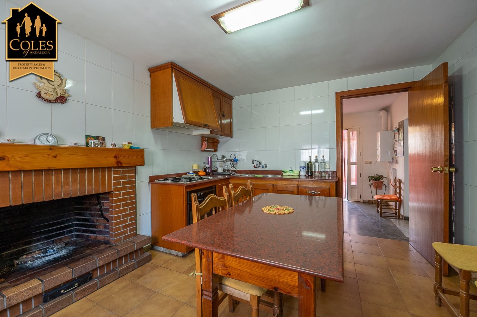 7 soverom Villa til salgs i Oria med garasje - € 499 000 (Ref: 10052156)