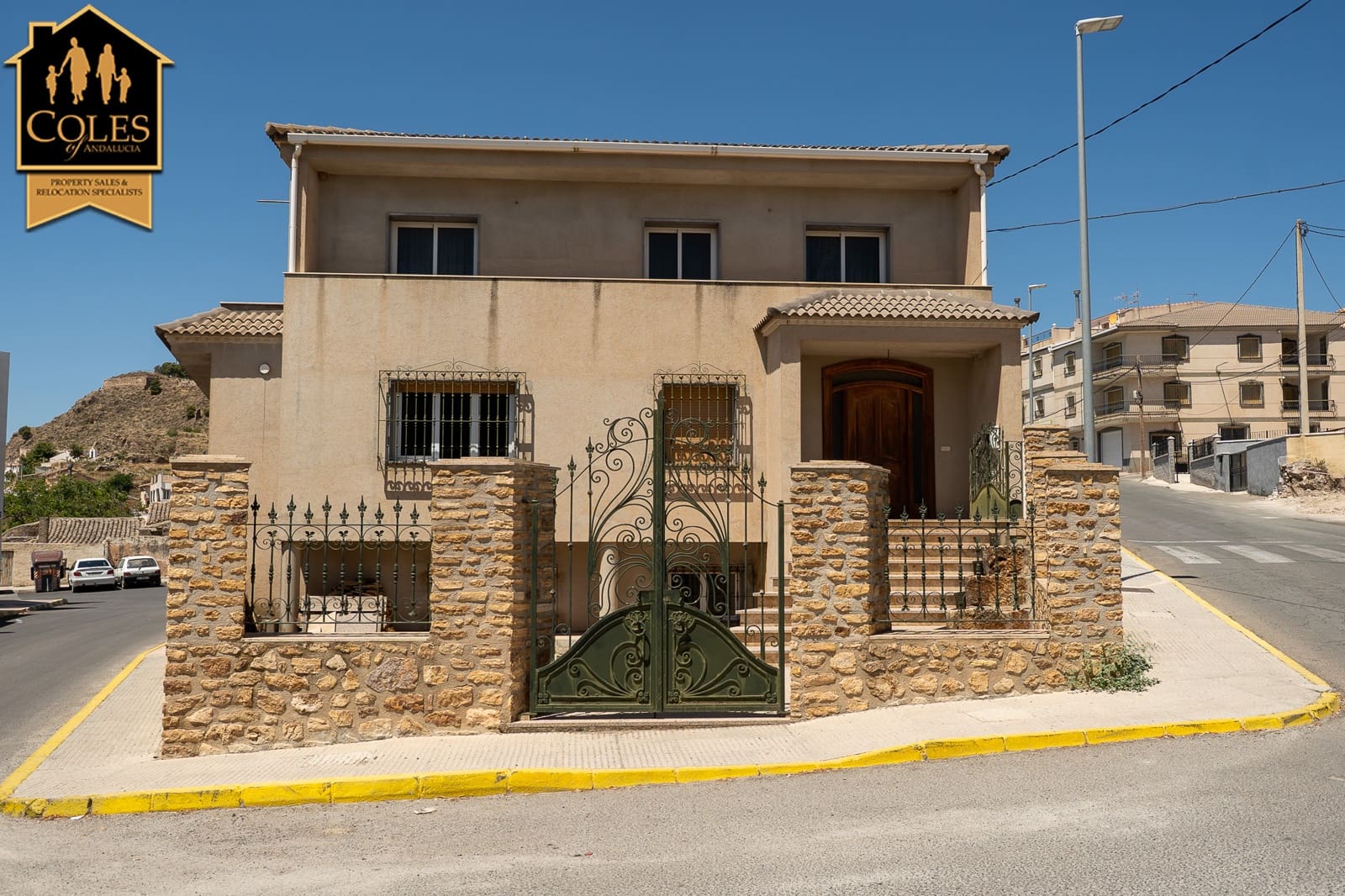 7 soverom Villa til salgs i Oria med garasje - € 499 000 (Ref: 10052156)