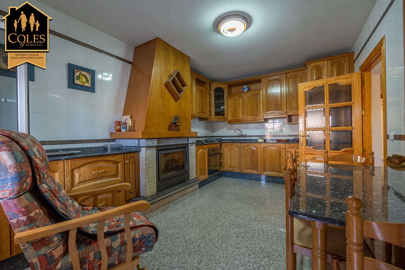 7 soverom Villa til salgs i Oria med garasje - € 499 000 (Ref: 10052156)