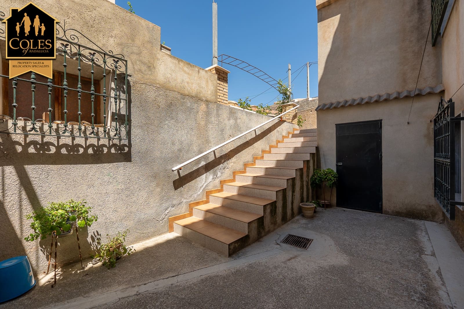 7 soverom Villa til salgs i Oria med garasje - € 499 000 (Ref: 10052156)