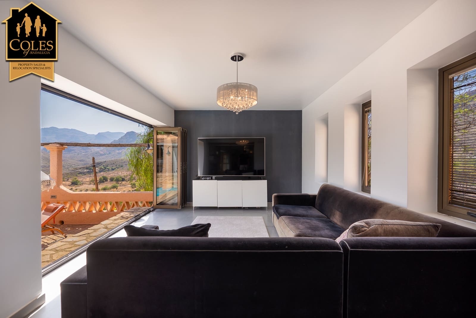 5 soveværelse Villa til salg i Turre med swimmingpool garage - € 449.950 (Ref: 10062927)