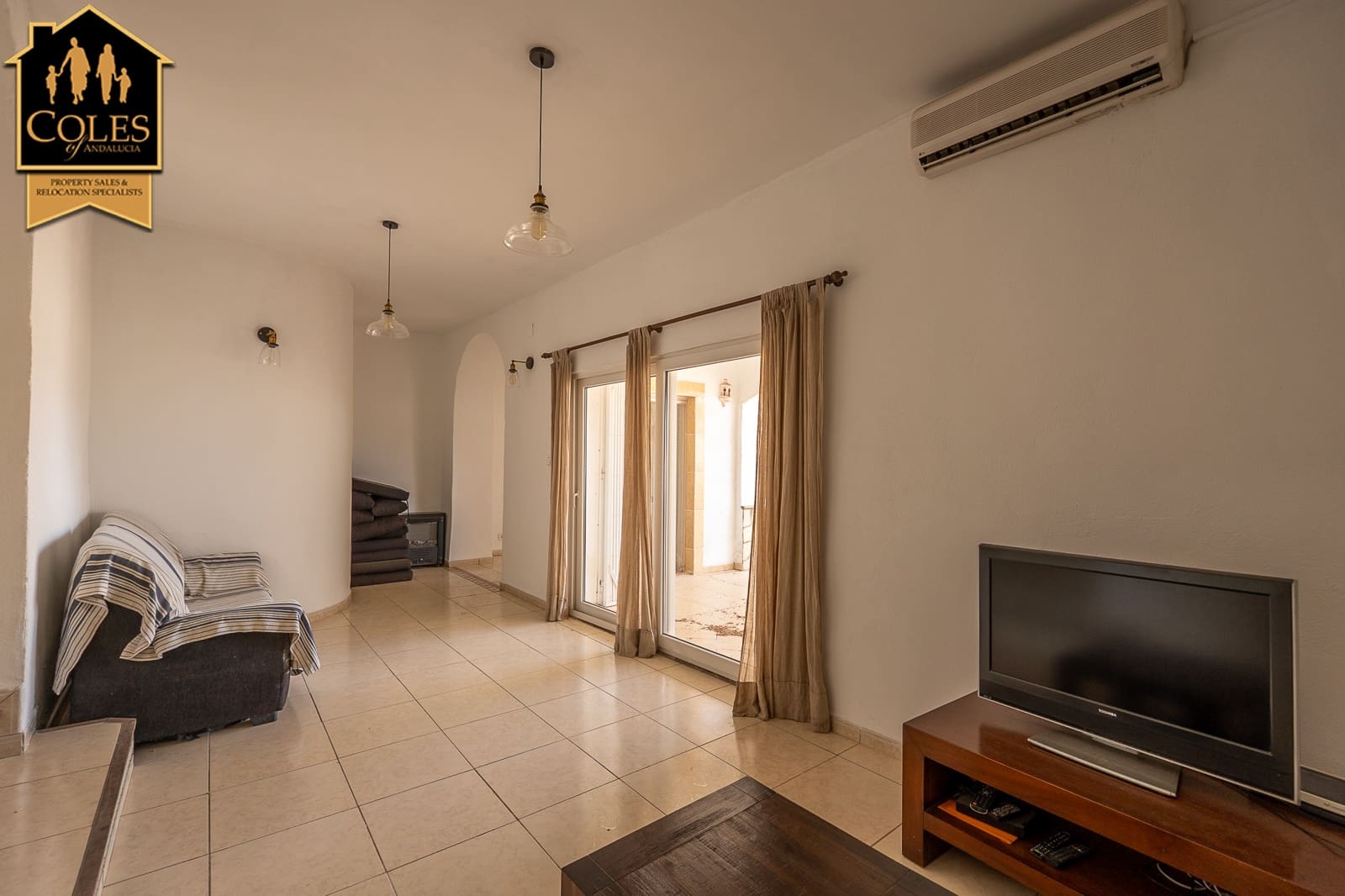4 soveværelse Villa til salg i Mojacar med swimmingpool garage - € 349.995 (Ref: 10073009)