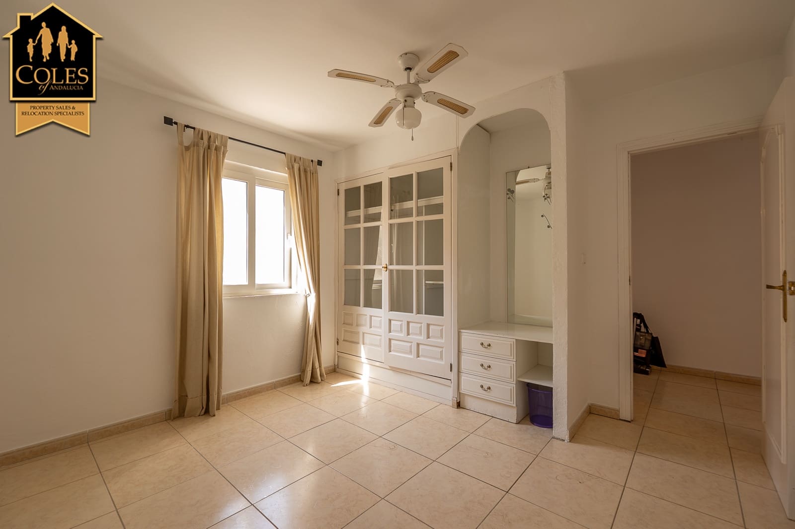 4 soveværelse Villa til salg i Mojacar med swimmingpool garage - € 349.995 (Ref: 10073009)