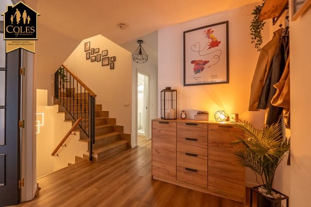 3 quarto Casa em Banda para venda em Los Gallardos com piscina garagem - 187 500 € (Ref: 10073218)