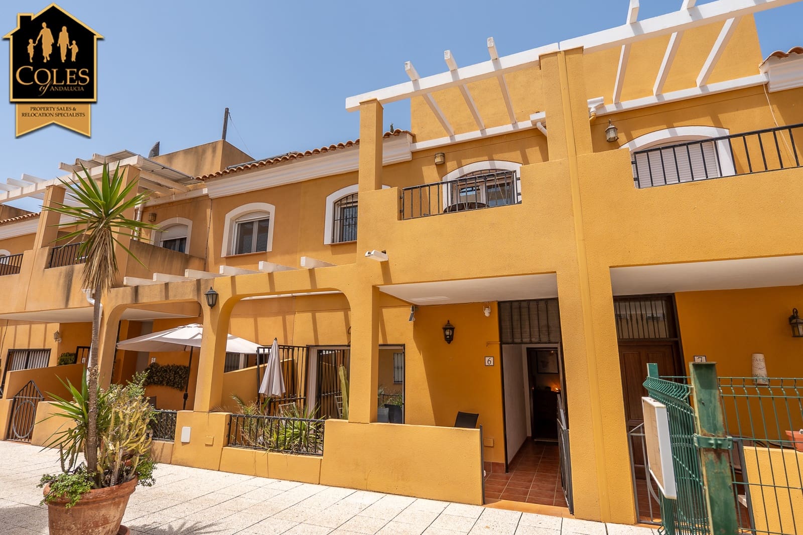3 bedroom Townhouse for sale in Los Gallardos with pool garage - € 187,500 (Ref: 10073218)