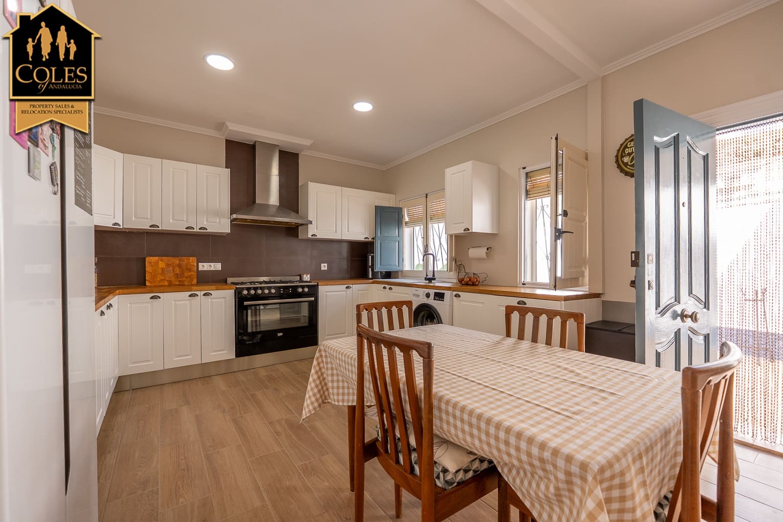 6 Zimmer Villa zu verkaufen in Cariatiz mit Pool Garage - 380.000 € (Ref: 10094689)