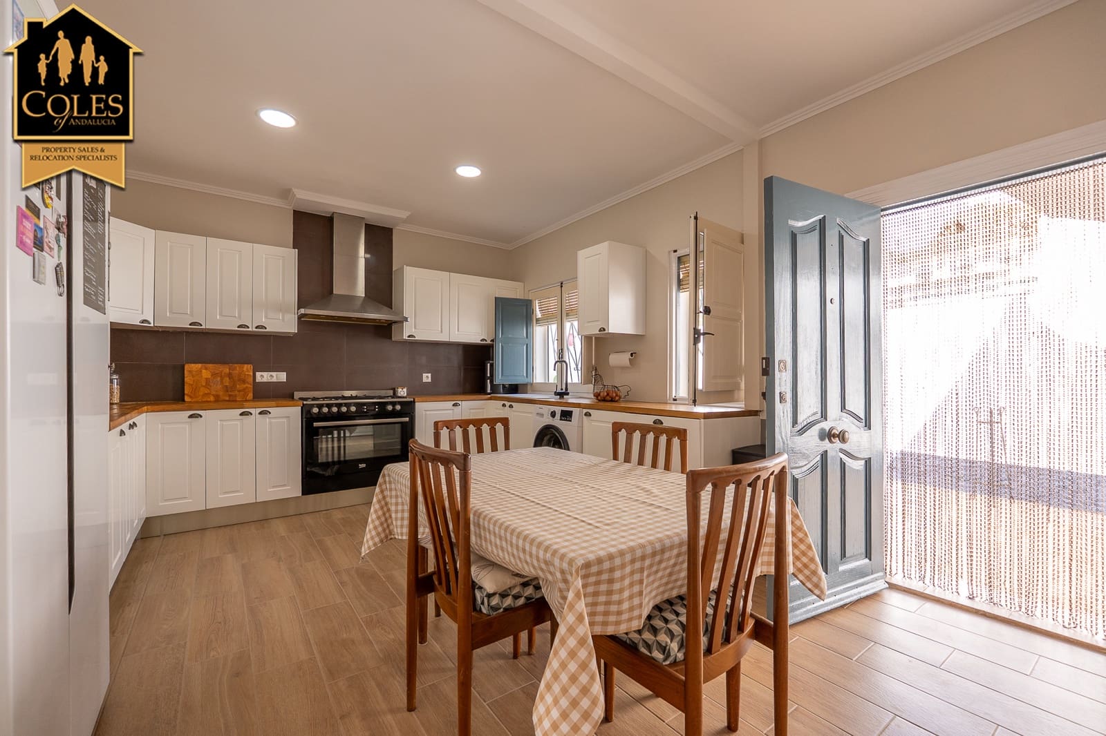 6 Zimmer Villa zu verkaufen in Cariatiz mit Pool Garage - 380.000 € (Ref: 10094689)