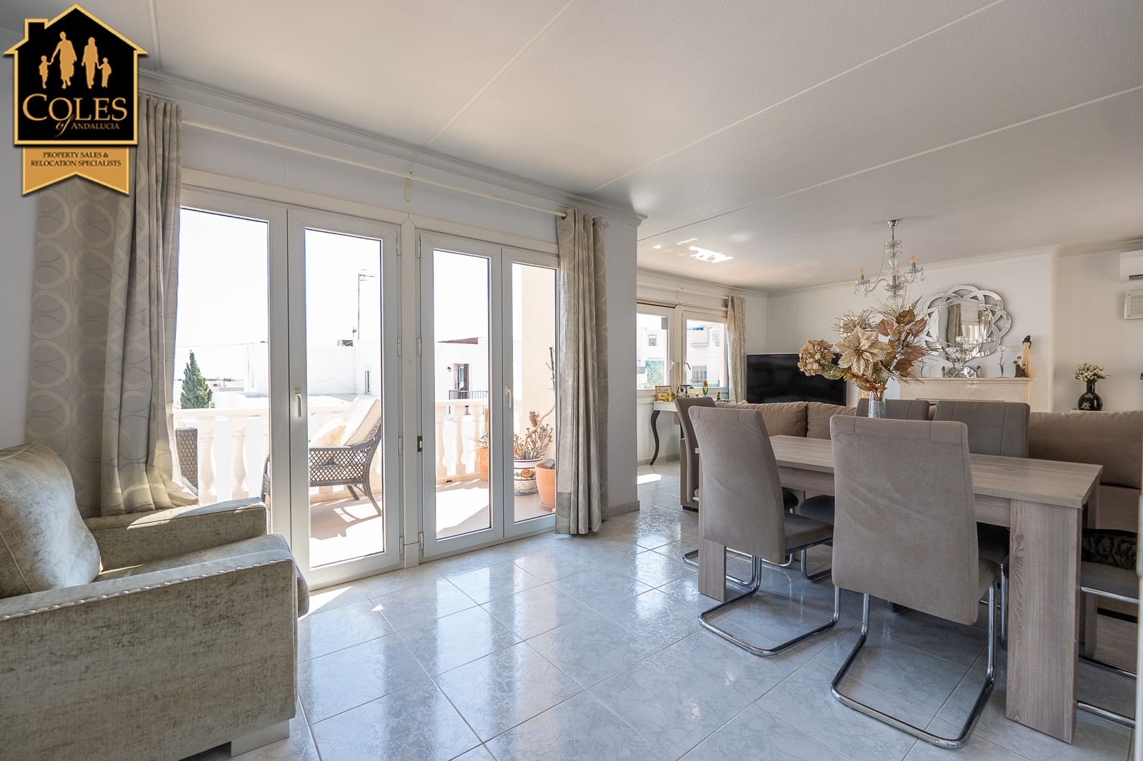 6 slaapkamer Villa te koop in Mojacar met garage - € 695.000 (Ref: 10098814)