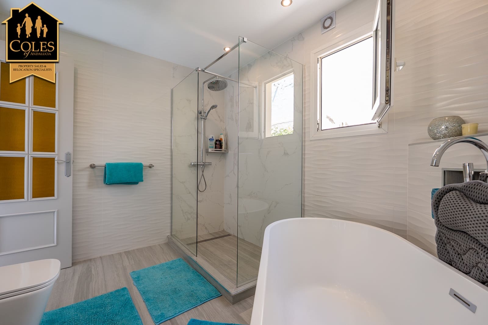 6 slaapkamer Villa te koop in Mojacar met garage - € 695.000 (Ref: 10098814)