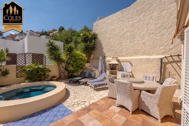 6 slaapkamer Villa te koop in Mojácar met garage - € 695.000 (Ref: 10098814)