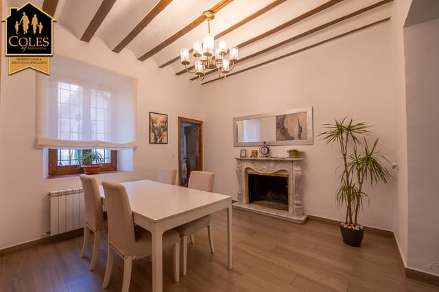 7 soverom Hus til salgs i Vélez-Blanco med garasje - € 159 950 (Ref: 10098898)